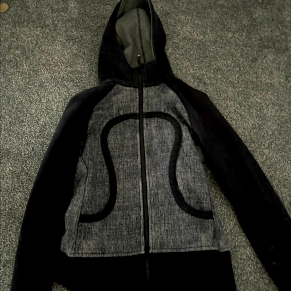 lululemon scuba zip up